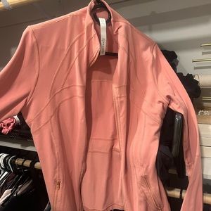 Lululemon sweater size is 10